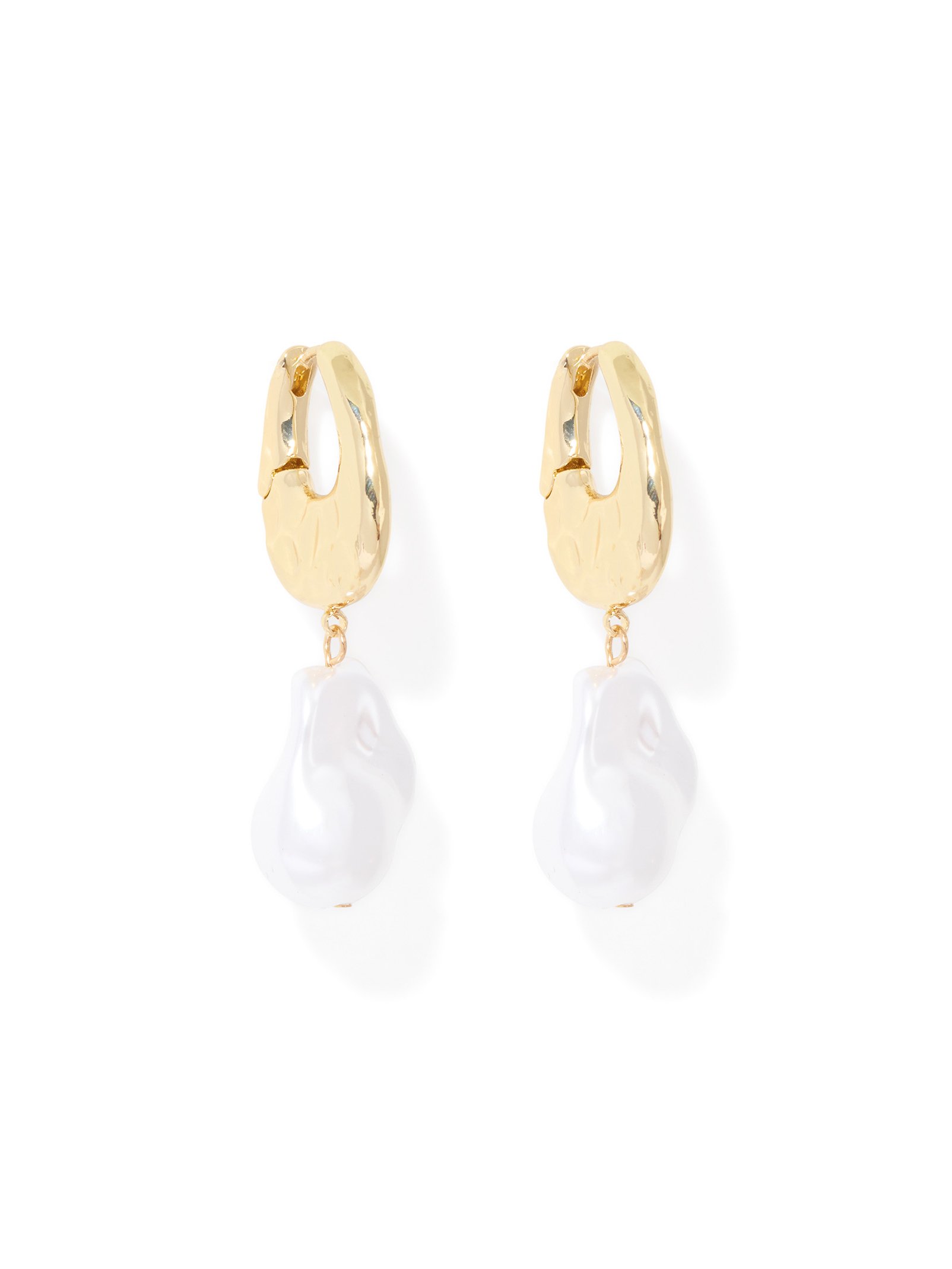 Kaley Metal Organic Pearl Earring