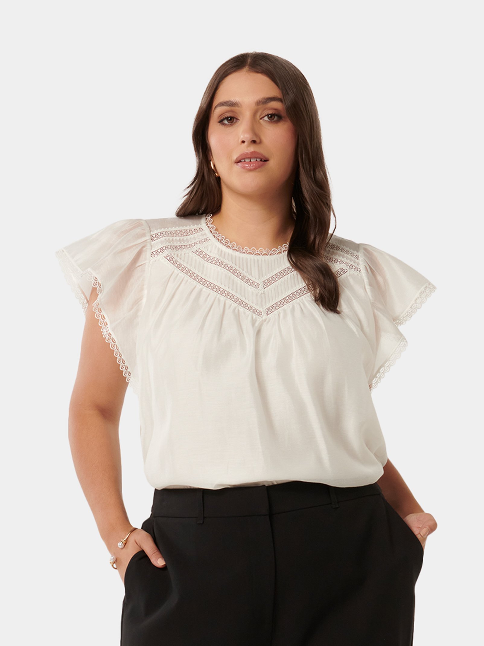 Shiloh Curve Trim Flutter Blouse