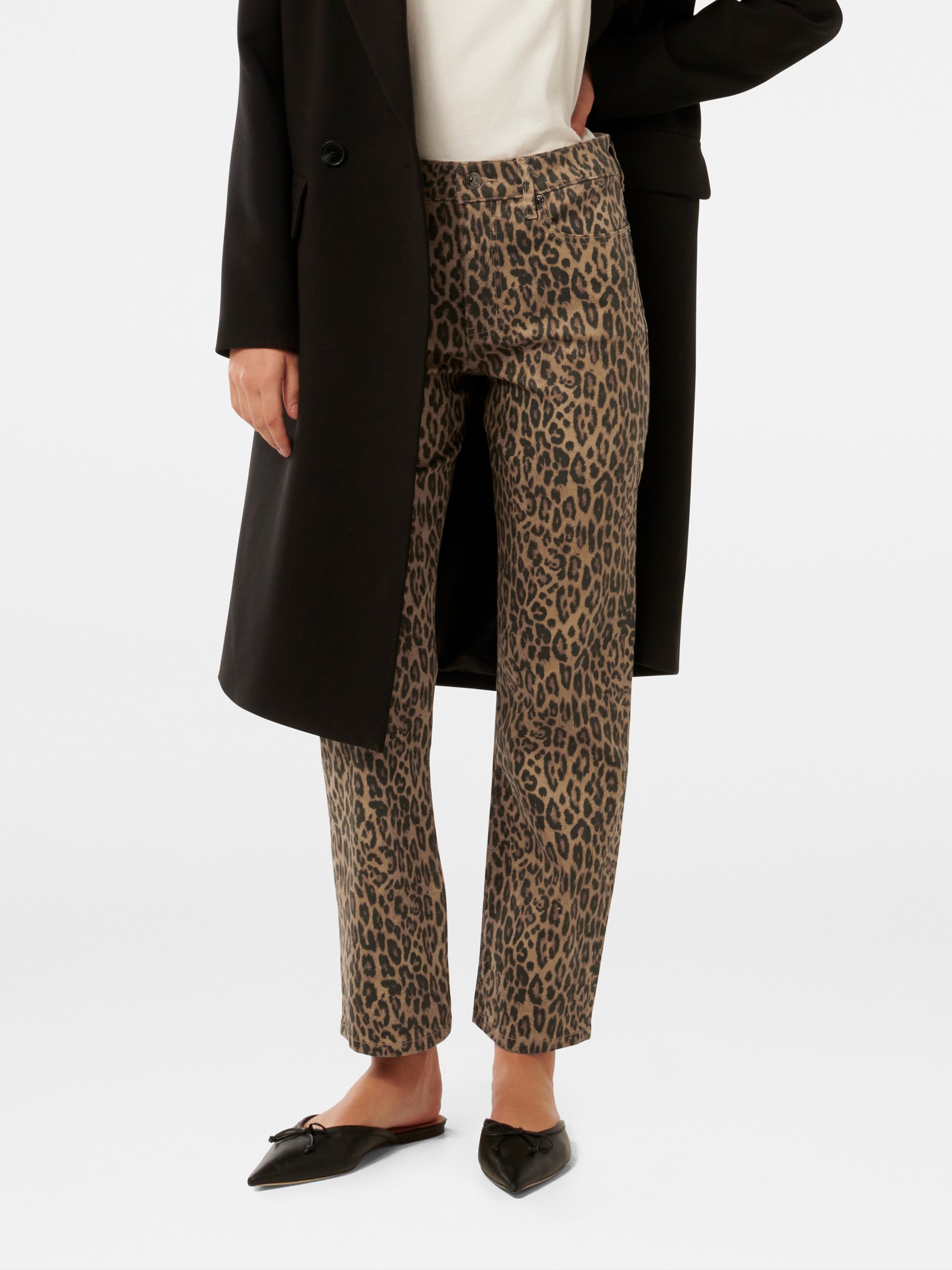 Niki Ankle Straight Jeans