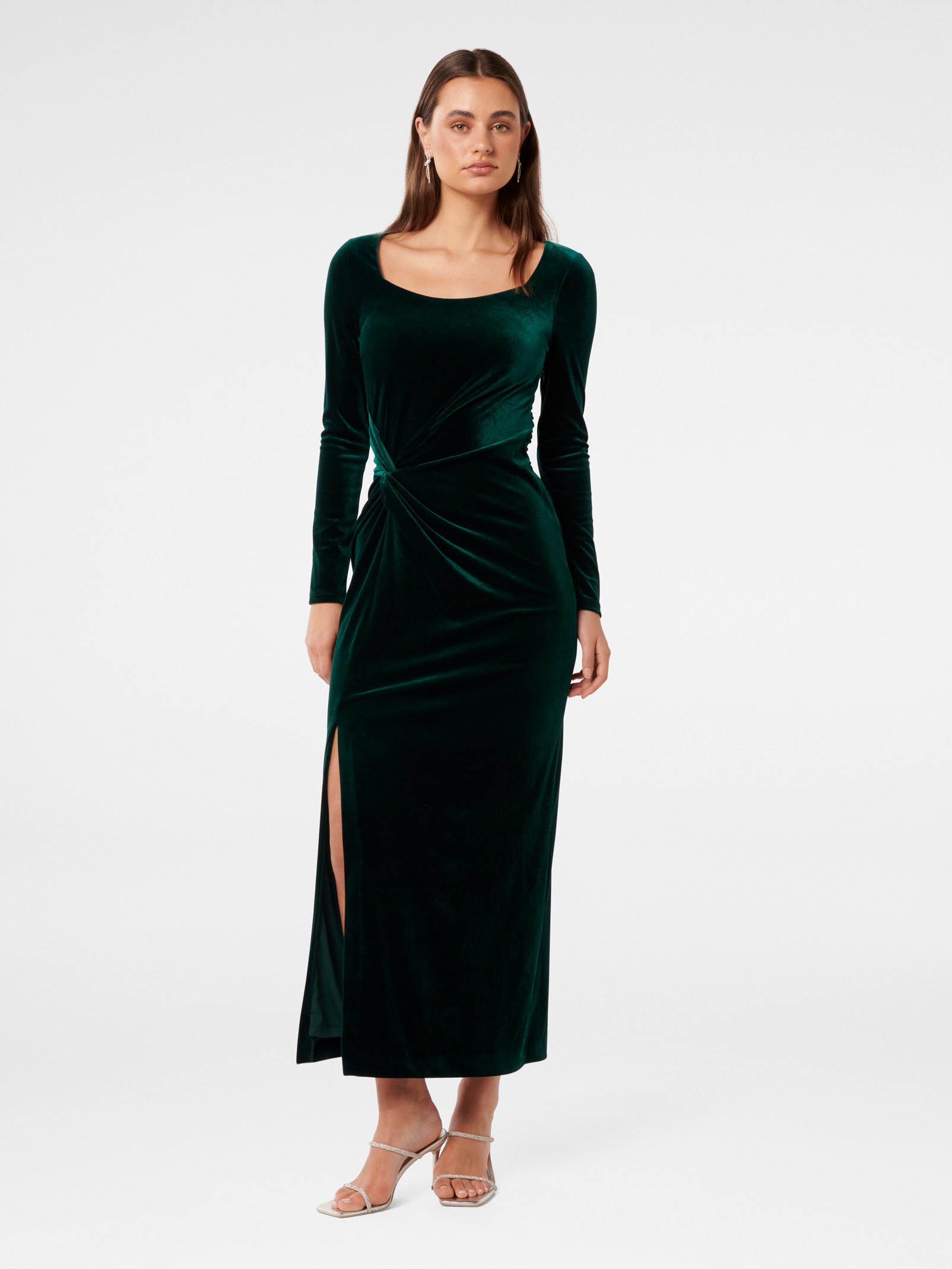 Macy Long Sleeve Velvet Gown