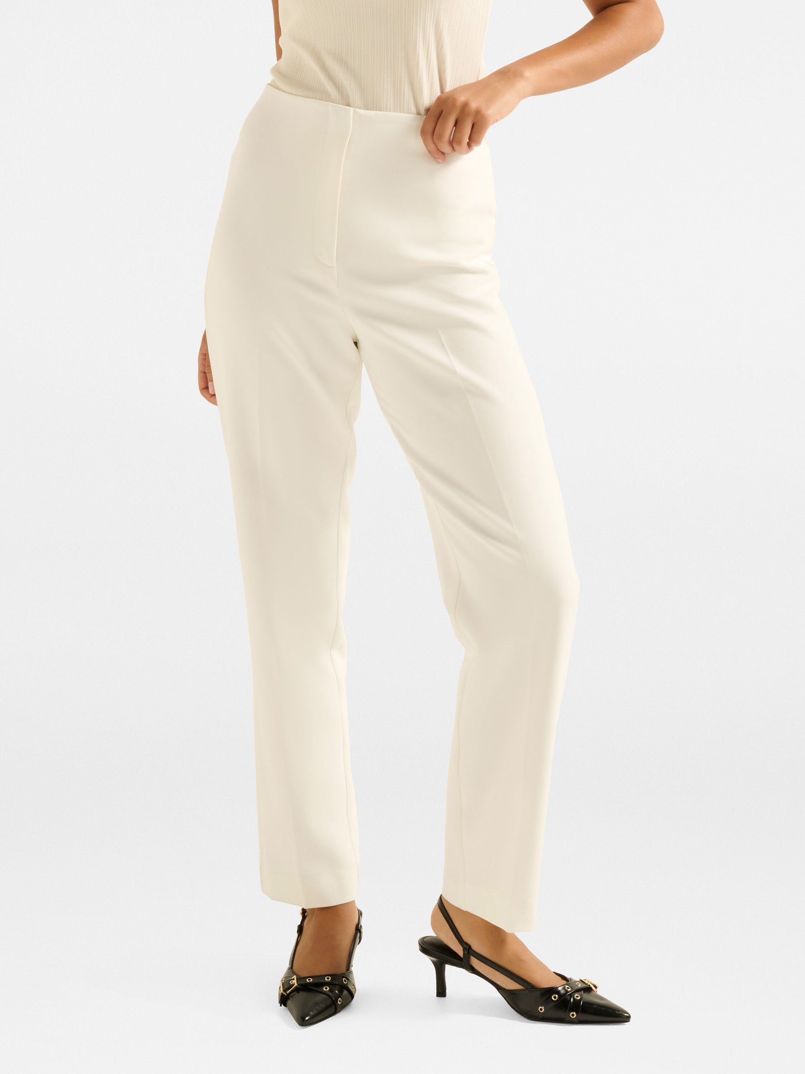 Eliana Tapered Pant