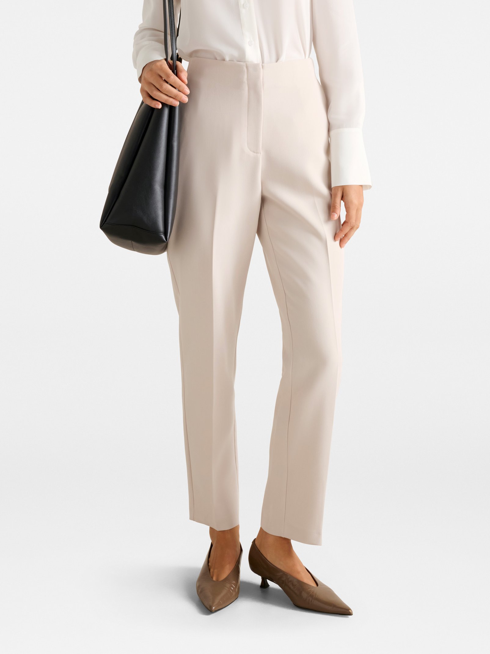 Eliana Tapered Pant